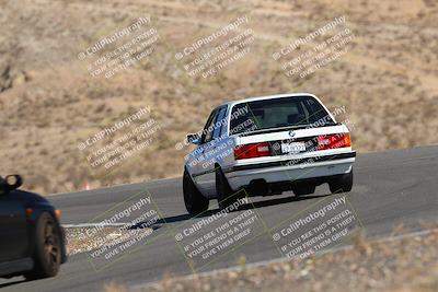 media/Oct-01-2022-Team Topak Racing (Sat) [[f860fb51be]]/2-Inter Low 2/session 1 turn 3/